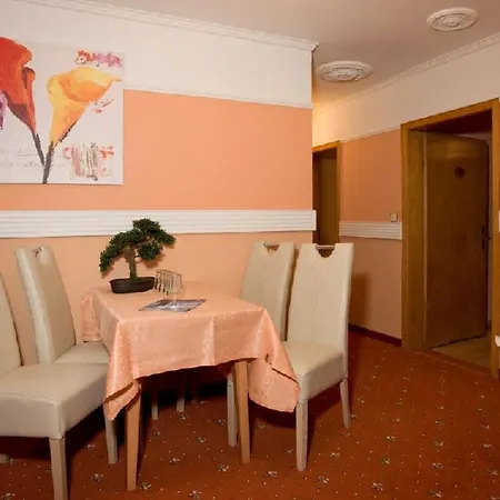 Gasthof Metzgerei Stoberl Hotel Lam