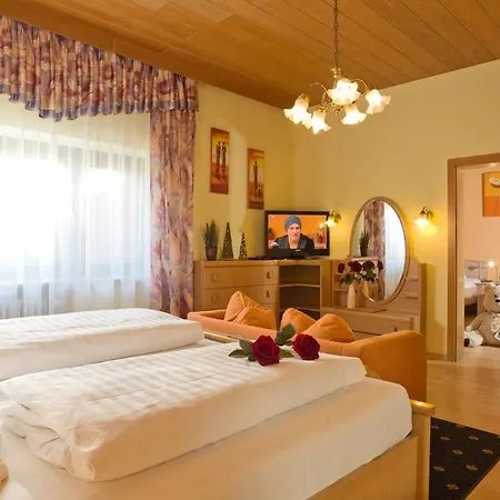 Hotel Gasthof Metzgerei Stoberl 3*